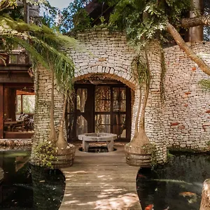 Wonderland Boutique & Maison d'hôtes